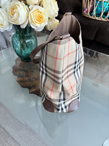 Burberry M Tote Brown Canvas - Picture 16 of 16