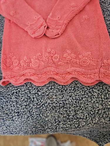 Express Tricot geblümt rosa Pullover V-Ausschnitt wunderschön rosa SM super Zustand - Bild 7 von 13