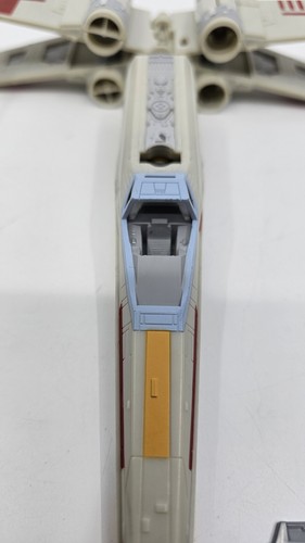 Star Wars X-Wing Fighter 2011 Hasbro SOLO PIEZAS INCOMPLETAS - Imagen 3 de 9