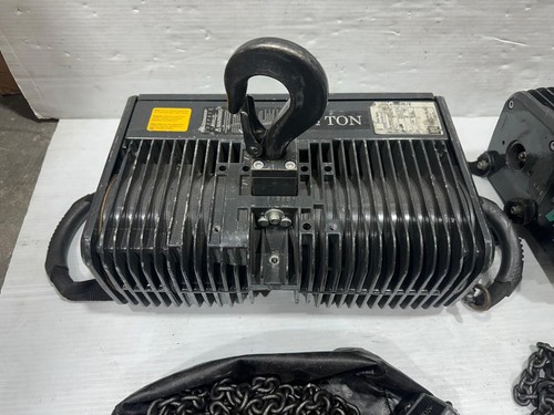 Stage Right Compact SH05050050TI16M1 1/2 Ton Electric Hoist #3512/13 (Pair)THS - Picture 2 of 15