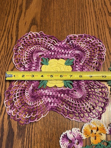 Vintage Lot Of  3 Doilies Crochet Colored Flower Purple Daisy Begonia Yellow - Picture 8 of 8