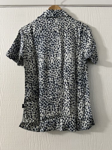 Camisa de lujo para hombre de la colección John Varvatos - estampado floral - modal - $188 nueva con etiquetas - Imagen 9 de 13