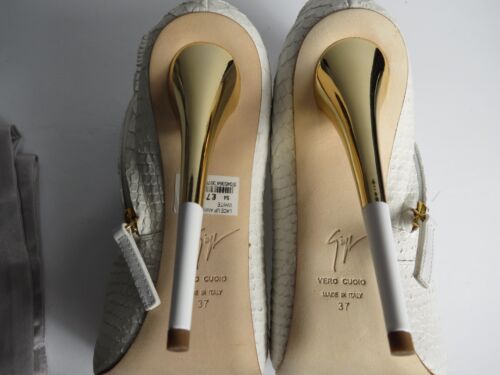 Botines Giuseppe Zanotti de piel de serpiente blanca cremosa TALLA US 7/EUR 37 - Imagen 16 de 22