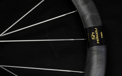 WIEL Carbon Tubeless Clincher Disc Brake 1290g Wheelset-Gold/Black Logo - Picture 5 of 10