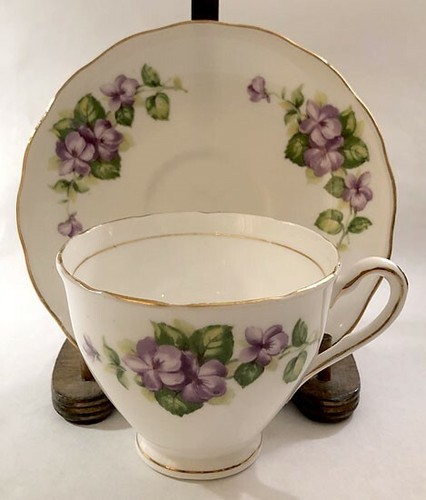 Colclough China Veilchen Design #6837 Teetasse und Untertasse - Vintage Marke - Bild 8 von 8