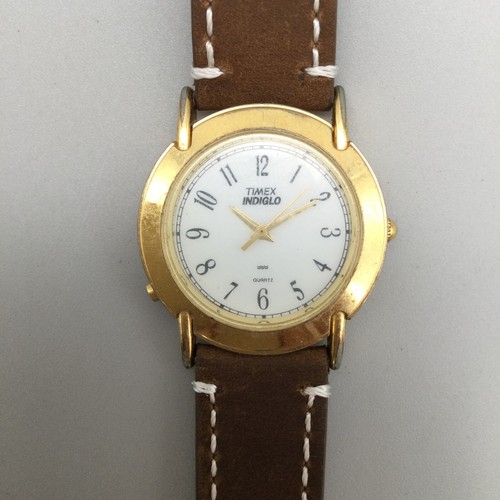 Vintage Timex Watch Women Indiglo 33mm Gold Tone Leather Band New Battery 1993 - Picture 8 of 16
