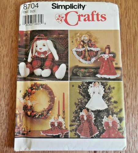 NEW Simplicity Craft Pattern 8704 Christmas Stuffed Rabbit*Tree Toppers*Wreath - Picture 1 of 2