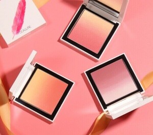 face blush makeup