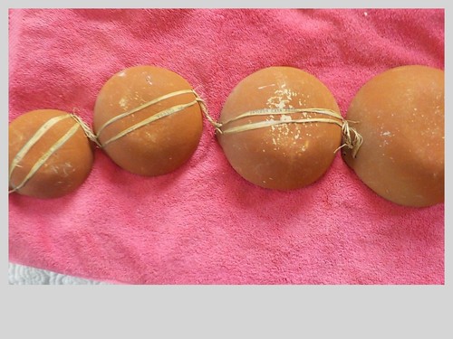 1960s Vintage Tlaquepaque Mexican Pottery hanging set of bowls - Picture 3 of 5