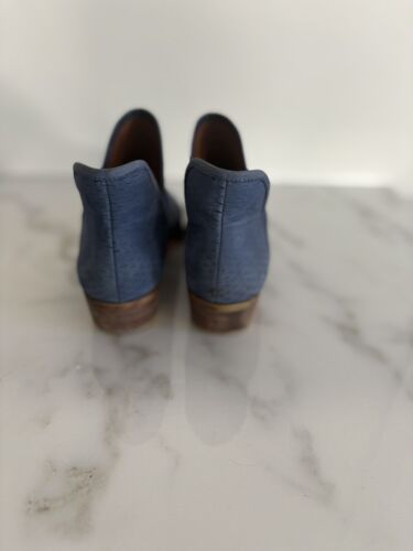 Women’s 9 M Lucky Brand Blue Suede Ankle Boots Perforated Slip On Bashina EUC! - Picture 3 of 8
