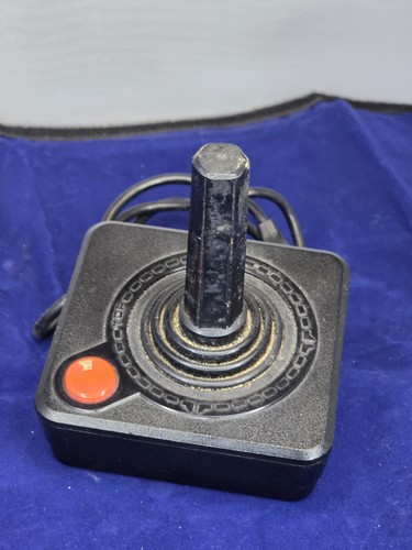 Official Atari 2600 Joystick Controller NOT BEEN TESTED - Picture 11 of 24