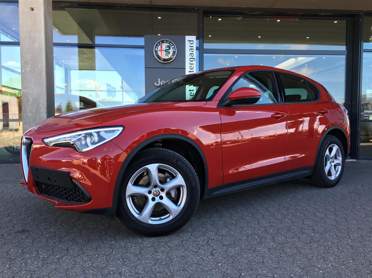 Brugt Alfa Romeo Stelvio 2 0 T 200 Edizione Aut Q4 Til