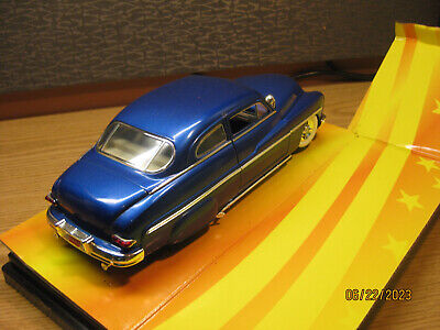 1/18 1949 MERCURY CUSTOM, IN BLUE BY ERTL/AMERICAN MUSCLE 1/18 1949 MERCURY CUSTOM, IN BLUE BY ERTL/AMERICAN MUSCLE