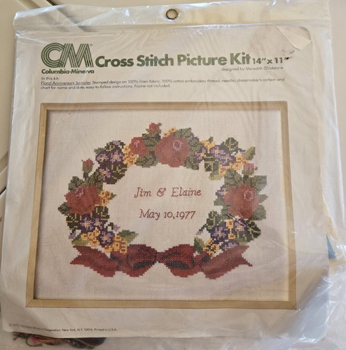 Columbia-Minerva Crewel Picture Kit - 14"x11" - Floral Anniversary Sampler 1977 - Bild 1 von 3