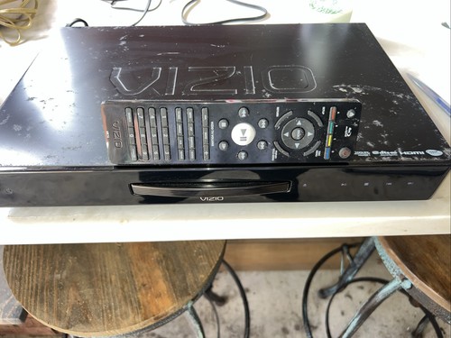 Vizio VBR334 3D Blu-Ray Player W/remote