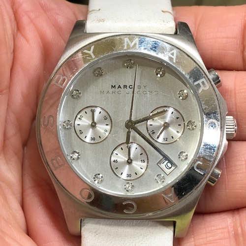 Marc Jacobs Women MBM1187 Chronograph White Leather Quartz 40mm Watch 7 1/2" - Picture 11 of 13