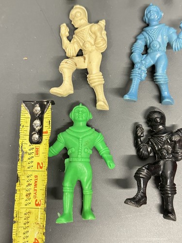 Vintage 1950s AJAX ARCHER Space Men Figures 10pc 3in Plastic Astronaut Sci-Fi - Picture 2 of 17