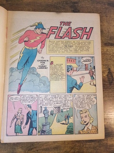 FAMOUS 1st EDITION F-8 Flash Comics #1 1975 DC Comics treasury Oversized Comic - Picture 13 of 18