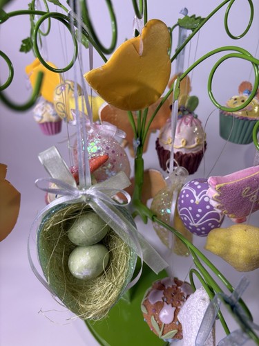Bethany Lowe Easter Ornaments Mix (cookie, cupcakes, eggs) w/ Pier 1 Tree 17"H - Picture 14 of 18