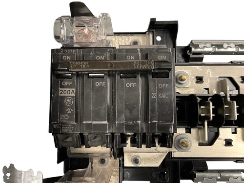 GE TSMB2020CSCU 200 Amp 20Spc 40C Combination Main Breaker/Ringless Meter Socket - Picture 5 of 8