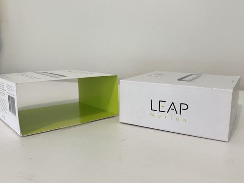 Leap Motion Controller LM-C01-US Silver LM-010 Cables - Picture 8 of 19