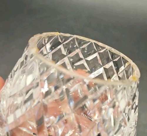 Vintage Tudor? Crystal glass Table Lighter Diamond pattern - Picture 9 of 13