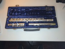 Gemeinhardt Solid Silver color Flute Open Hole 30 USED
