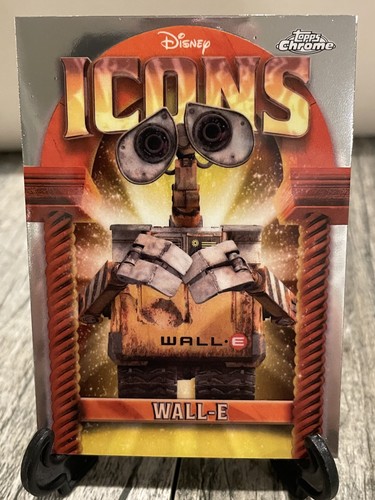 Wall-E Icons 2025 Topps Chrome Disney #DI-40 - Picture 1 of 2