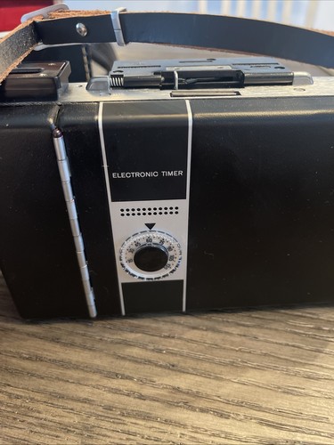 Polaroid 450 Land Camera con custodia e accessori non testata vintage molto pulita - Foto 7 di 15