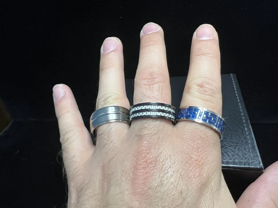 Lote de anillos cincel para hombre - lote de 3 anillos de titanio - dos talla 11 azul uno es talla 13 Foto 2 de 2
