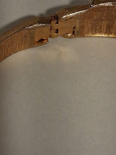 Vintagegold tone bracelet safety chain hinged leaf pattern. - Picture 6 of 10