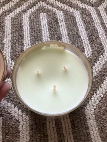 Bath and Body Works Candle Peppermint Marshmallow 14.5oz - Picture 5 of 7