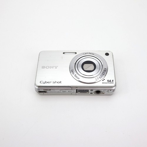 Sony Cyber-shot DSC-W560 Digital Camera Silver - Picture 1 of 7