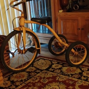 Vélo Vintage Hedstrom Années 80 - Tricycle Enfant Métal Rouge/Blanc/Bleu - Occasion
