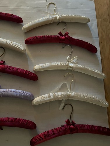 Vintage LOT of 15 Padded Satin Lingerie Clothes Hangers Colorful Red White - Picture 5 of 5