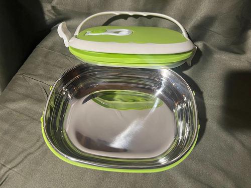 Green Bento Box Style Lunch Container - Stainless Steel Interior - New - Picture 2 of 3