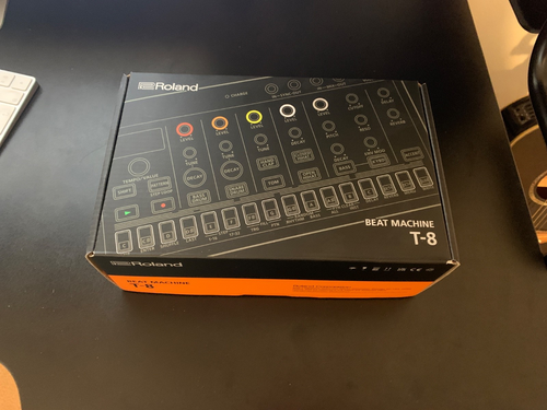 Roland AIRA Compact T8 Beat Machine - Picture 8 of 8