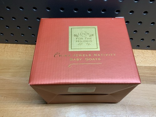 Lenox China Jewels Nativity Baby Goats Original Box #6152797 - Picture 5 of 6