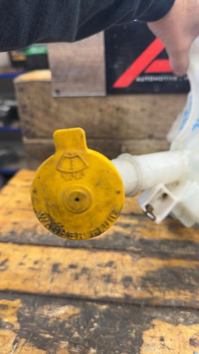 2006-2010 MAZDA 5 WINDSHIELD WASHER BOTTLE STD CAPACITY - Bild 10 von 11