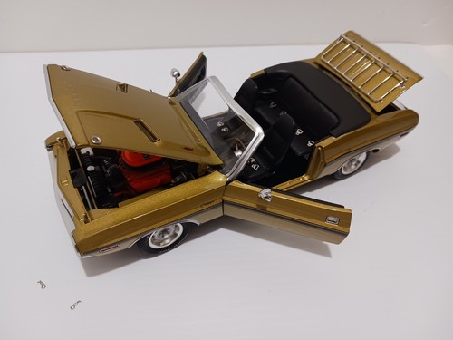 1:18 1970 Dodge Challenger R/T Cabrio mit GMP ACME Felgen und Reifen, GL, - Bild 11 von 18