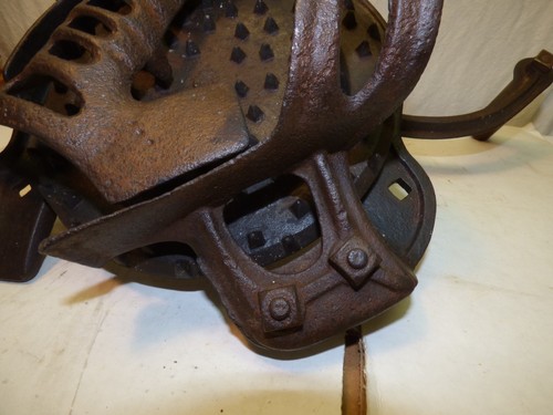 Antique 1889 BLACK HAWK Cast Iron CORN SHELLER Hand Crank AH Patch Patents Vtg - Picture 21 of 23