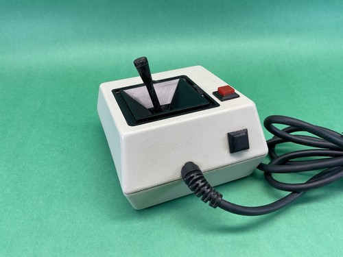 Lotto tastiere e joystick personal computer vintage TANDY 1000 - NON TESTATI così come sono - Foto 13 di 20