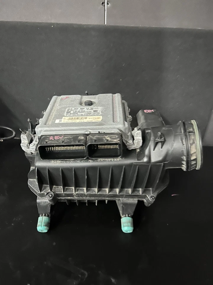 Mercedes GLC300 X253 2019-2023 2,0 L ECM MÓDULO DE CONTROL DEL MOTOR OEM A2649001200 Foto 2 de 4