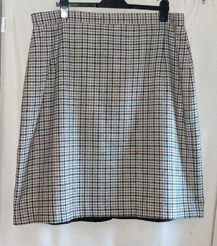 Ladies Essence Vintage Check Skirt Suit Womens Size 28 UK Wool Blend - Picture 7 of 7