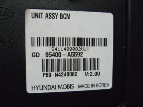 2014 2016 HYUNDAI ELANTRA Body Control Module BCM 95400 A5592 - Picture 2 of 10