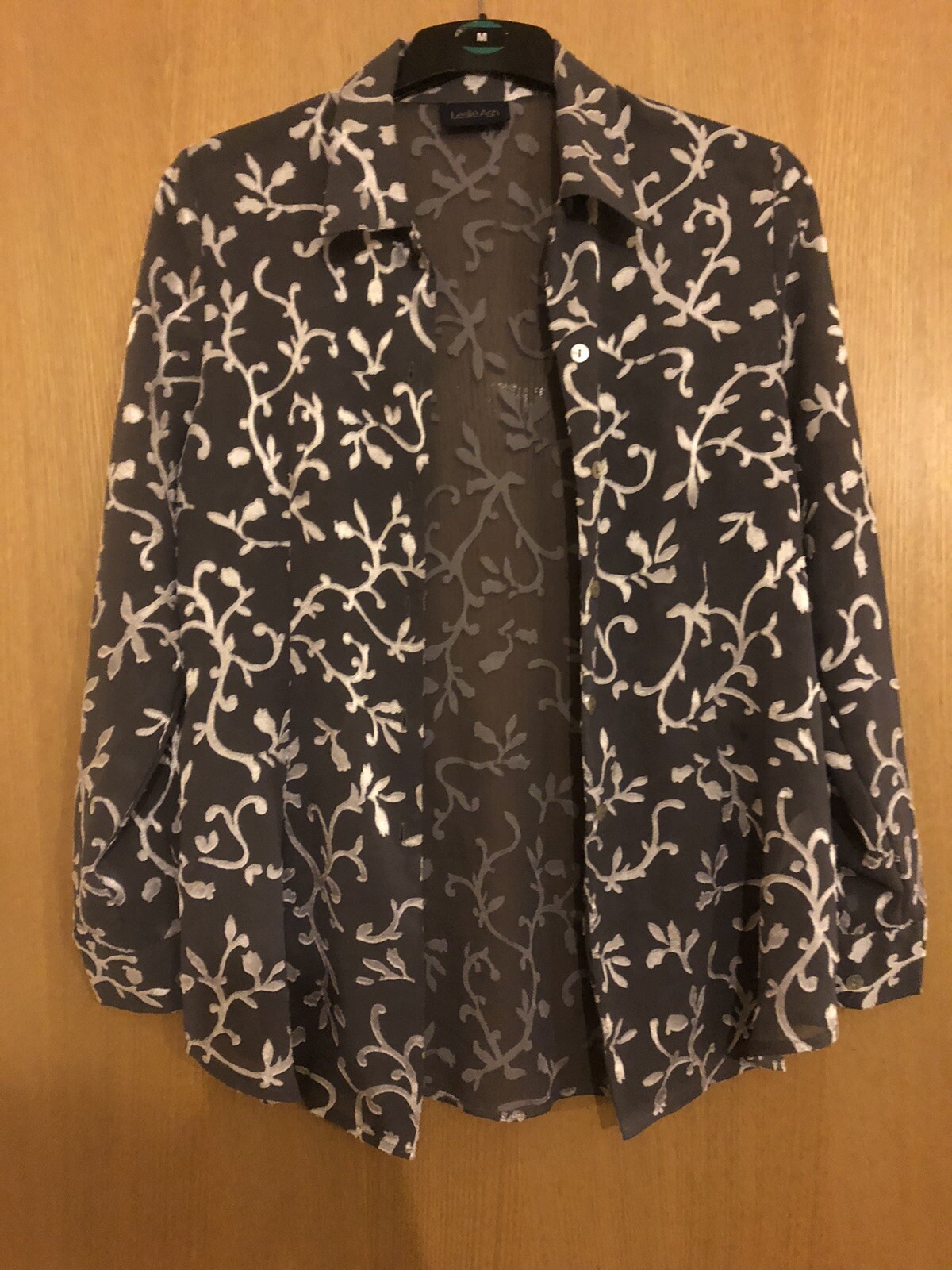 Picture 2 of 6