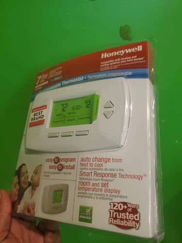 Honeywell 7 Day Programmable Thermostat RTH7500D Home Heating And Cooling - Picture 2 of 4