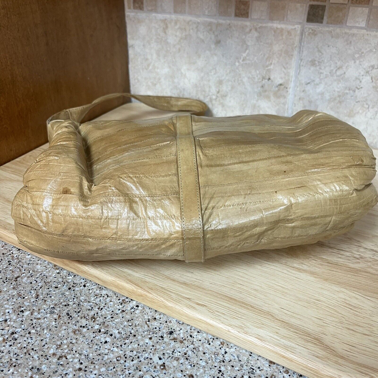 Picture 14 of 24