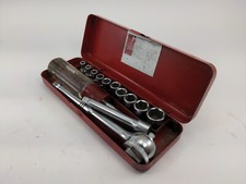 Vintage MADE in USA 13pc HUSKY 1/4"dr Socket Set w/Original Metal Box *COMPLETE*
