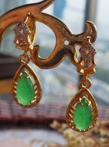 Yellow Gold Plate Icy Green JADE Earrings Teardrop Diamond Imitation 322762 - Picture 2 of 7